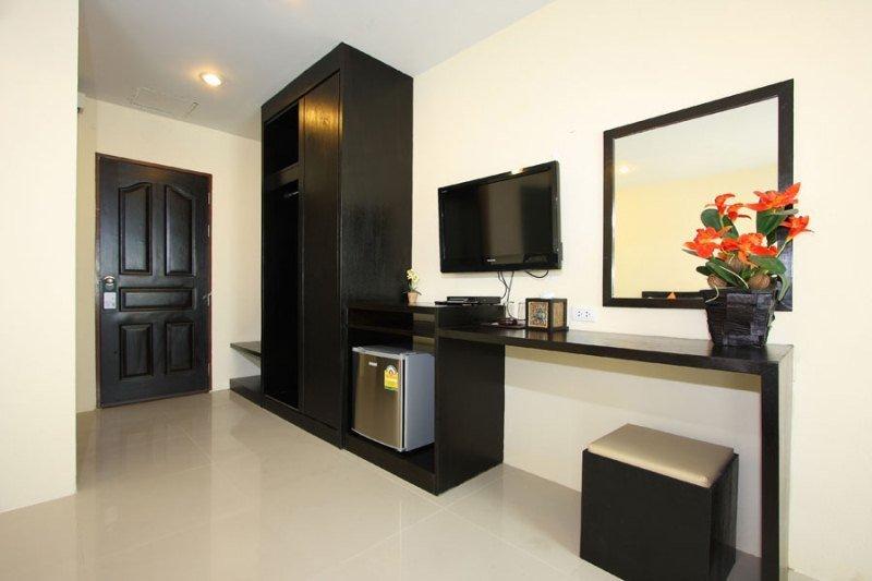 Amber Boutique Silom Hotel Bangkok Exterior foto